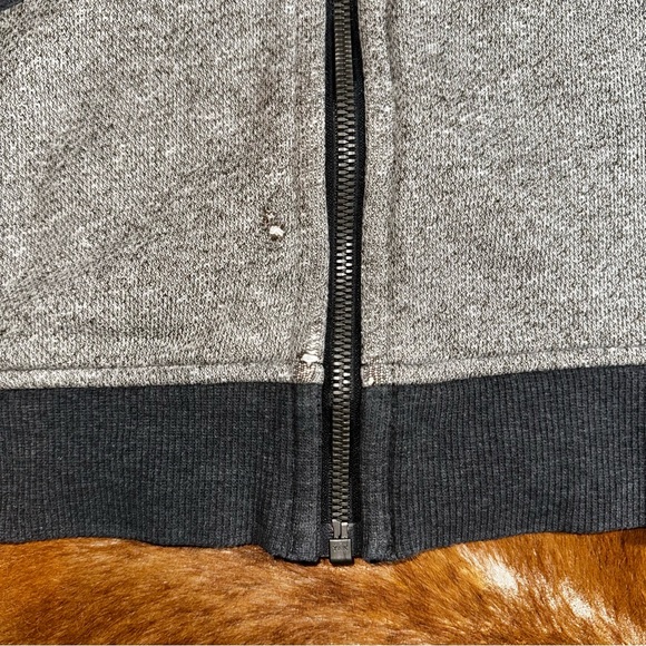 Lululemon Scuba Hoodie - Size 4 - Picture 3 of 6